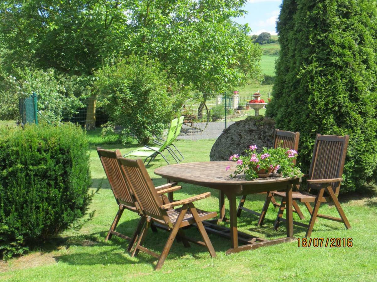 Ferienwohnungen Grafenfelder Hof Gerolstein Buitenkant foto